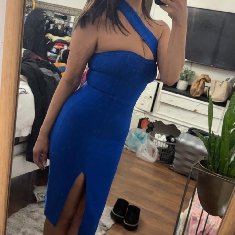 Elegant Blue One-Shoulder Dress